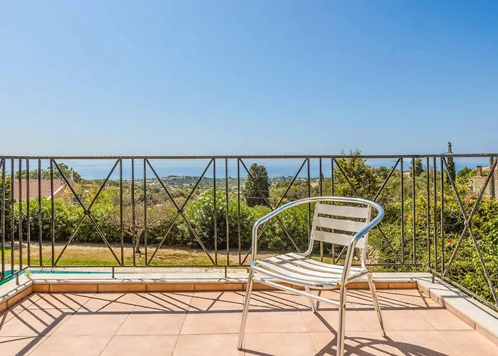 Theodoros Villa Svoronata